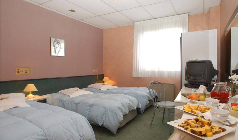 Hotel Thp Bologna à Carteria di Sesto Rastignano Extérieur photo
